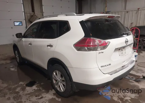 2015 Nissan Rogue Sv z USA, uszkodzony, nr VIN 5N1AT2MV9FC893866